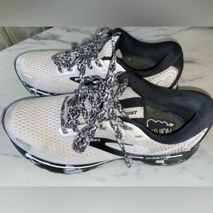 BROOKS Women's Ghost 14 Camo Running Sneakers size 7 make AN OFFER